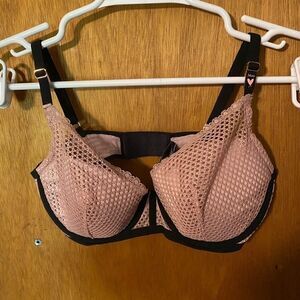 Vs bra